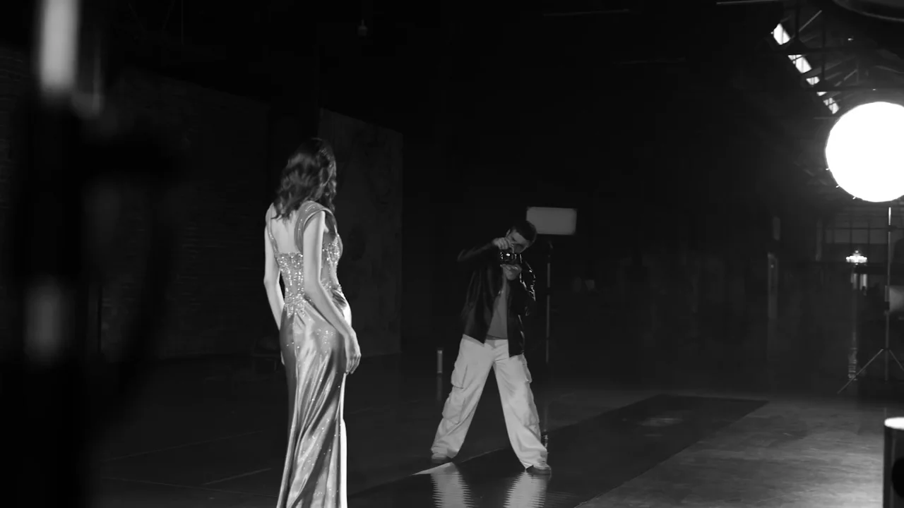 Set and lighting detail from a Majores production