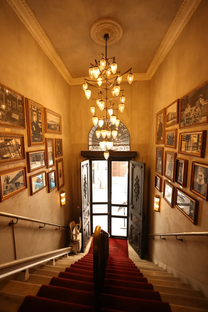Majores Mansion Studio interior